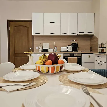 דירה Bee Happy, Pchelinski Bani,hot Mineral Water *