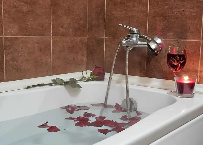 Daire Bee Happy, Pchelinski Bani,hot Mineral Water