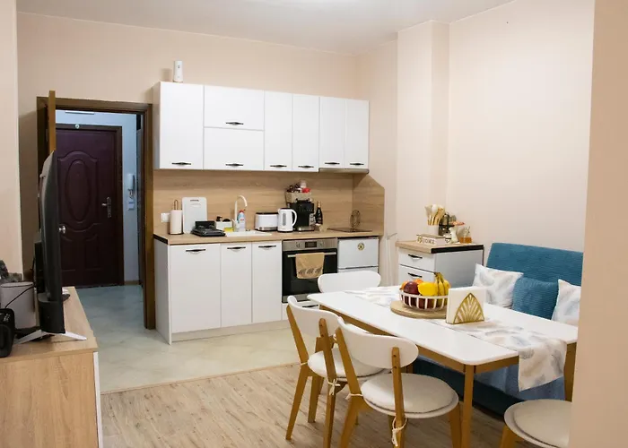 Bee Happy, Pchelinski Bani,hot Mineral Water Daire *