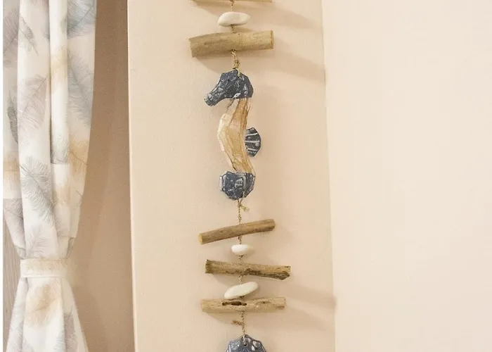 Bee Happy, Pchelinski Bani,hot Mineral Water * Pchelin