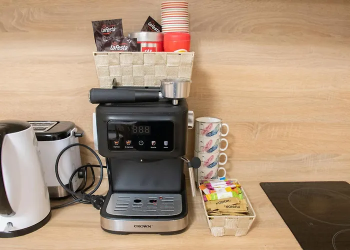 Daire Bee Happy, Pchelinski Bani,hot Mineral Water Pchelin